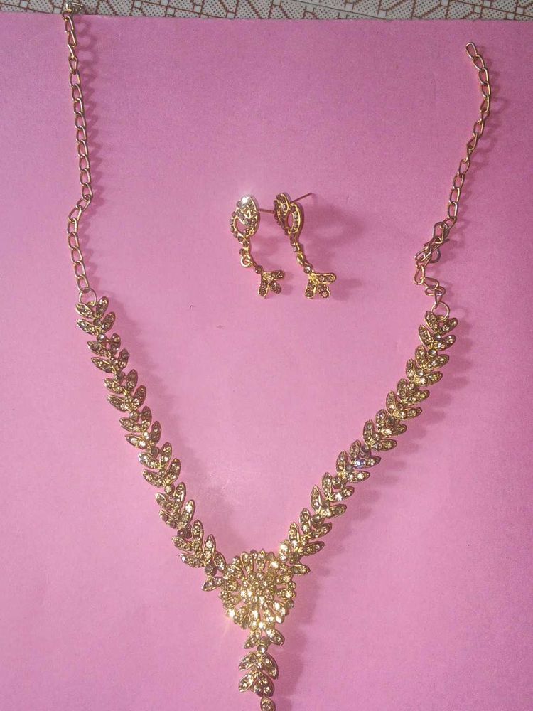 Gold-tone Necklace and Earrings Set