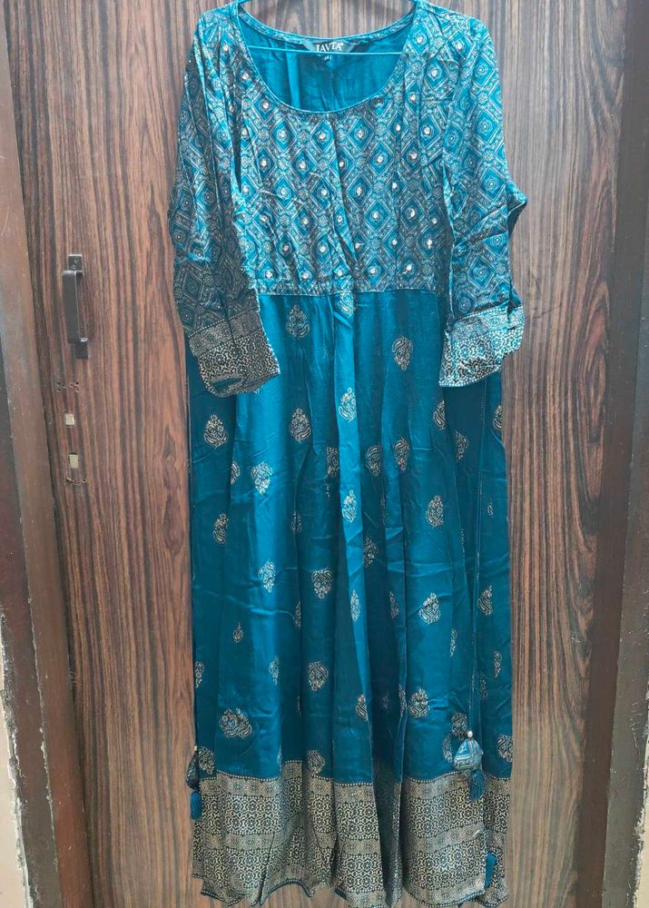 Beautiful Teal Kurta with Intricate Print