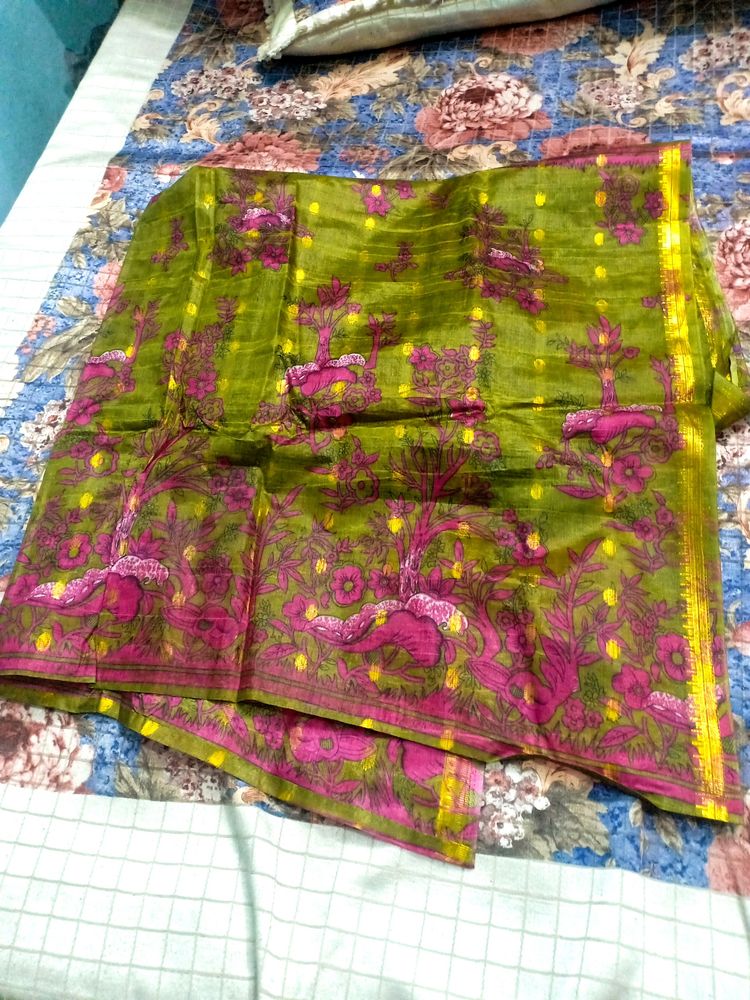 A Beautiful Tissue Saree With Blouse