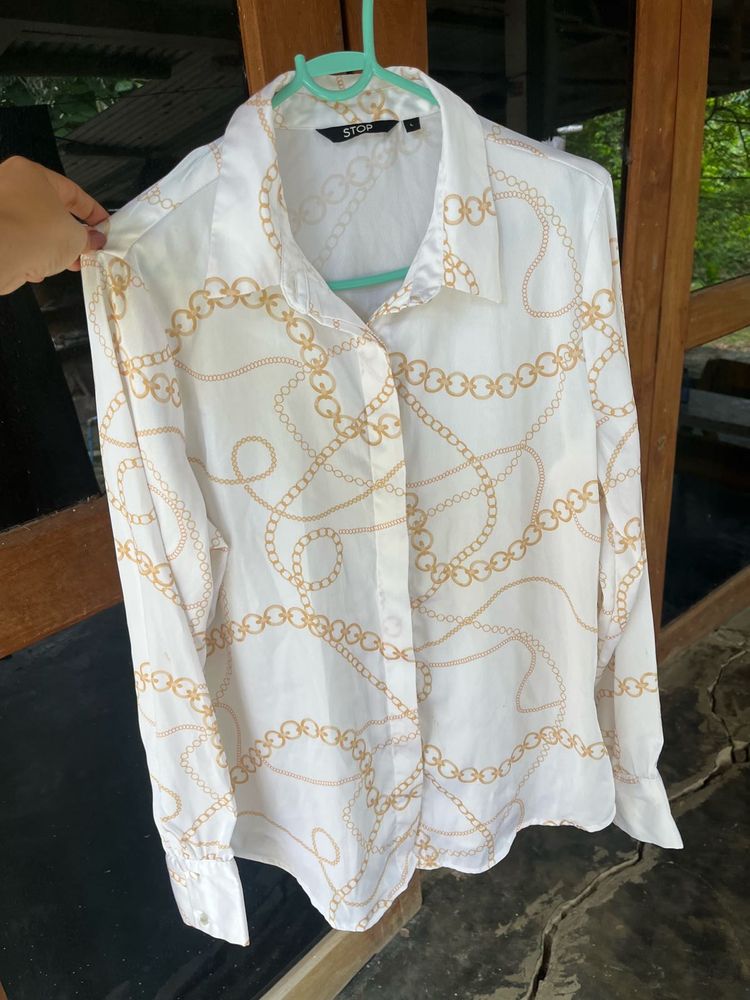 Chic Chain Print Button-Down Shirt
