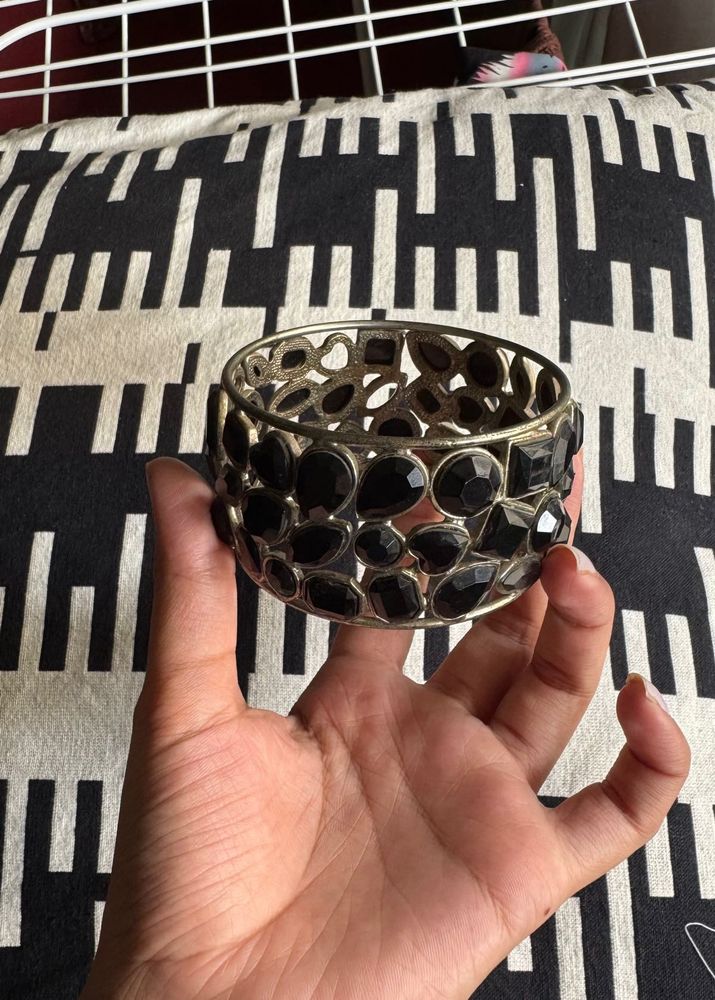 Chunky y2k Black Gem Bangle