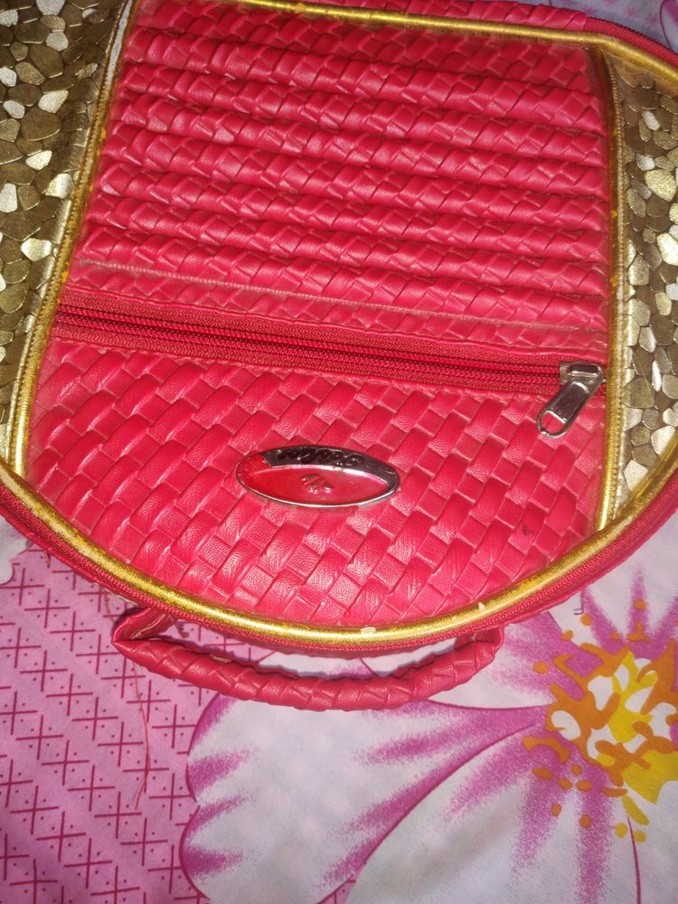 Makeup Box