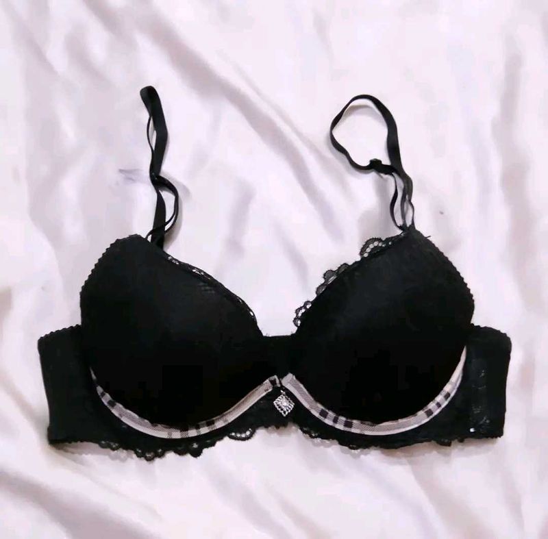 New Black Bra