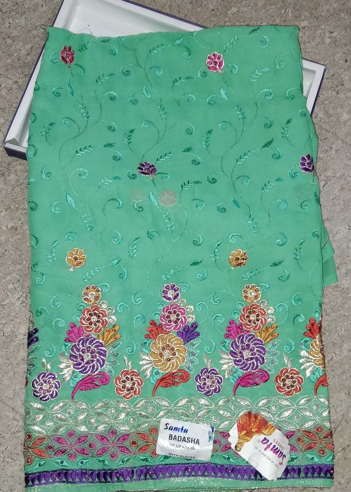 New Saree With Unstitched Blouse 💚