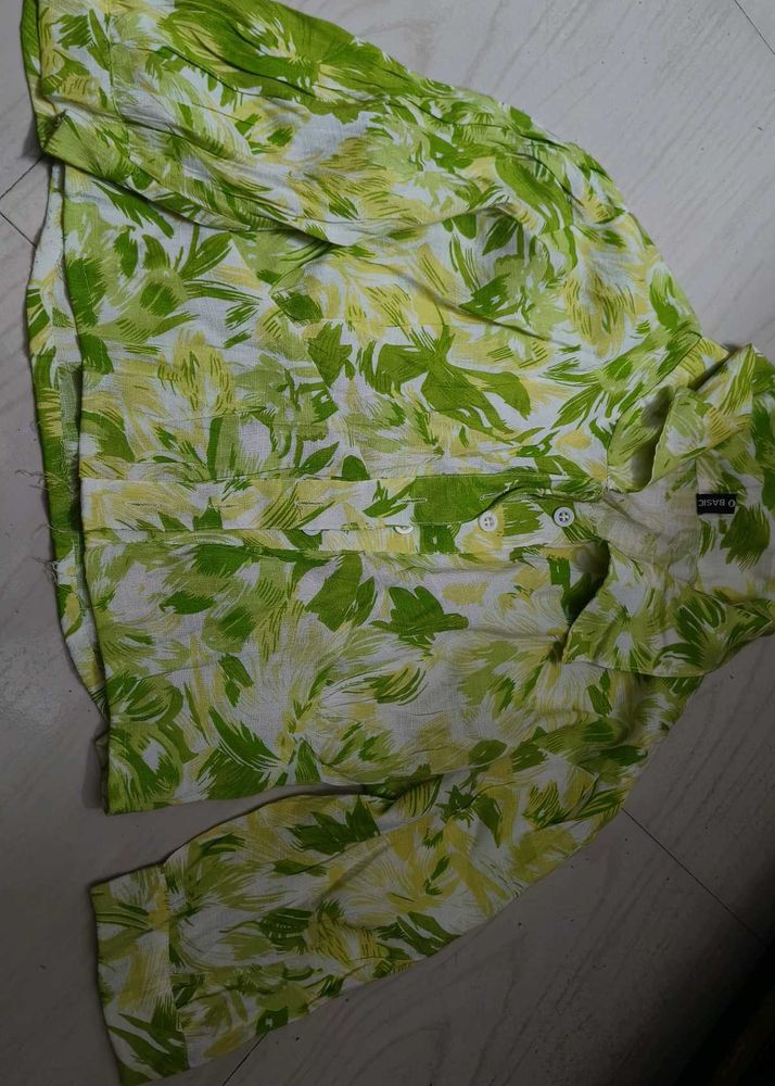 Vibrant Floral Print crop Shirt