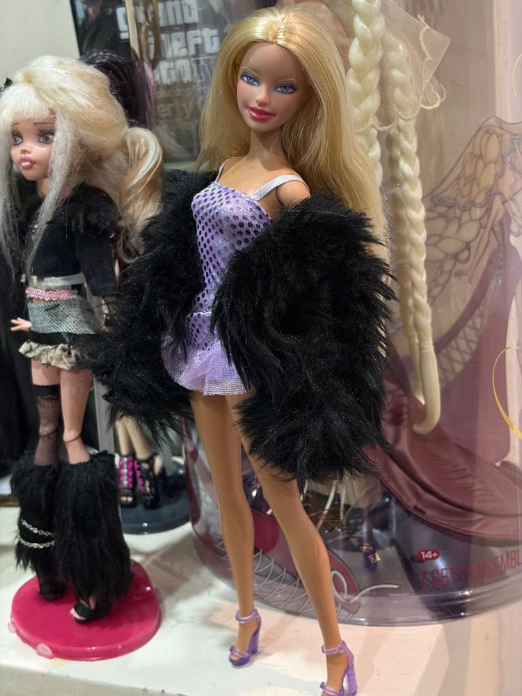 Fashion Doll with Glamorous Outfit