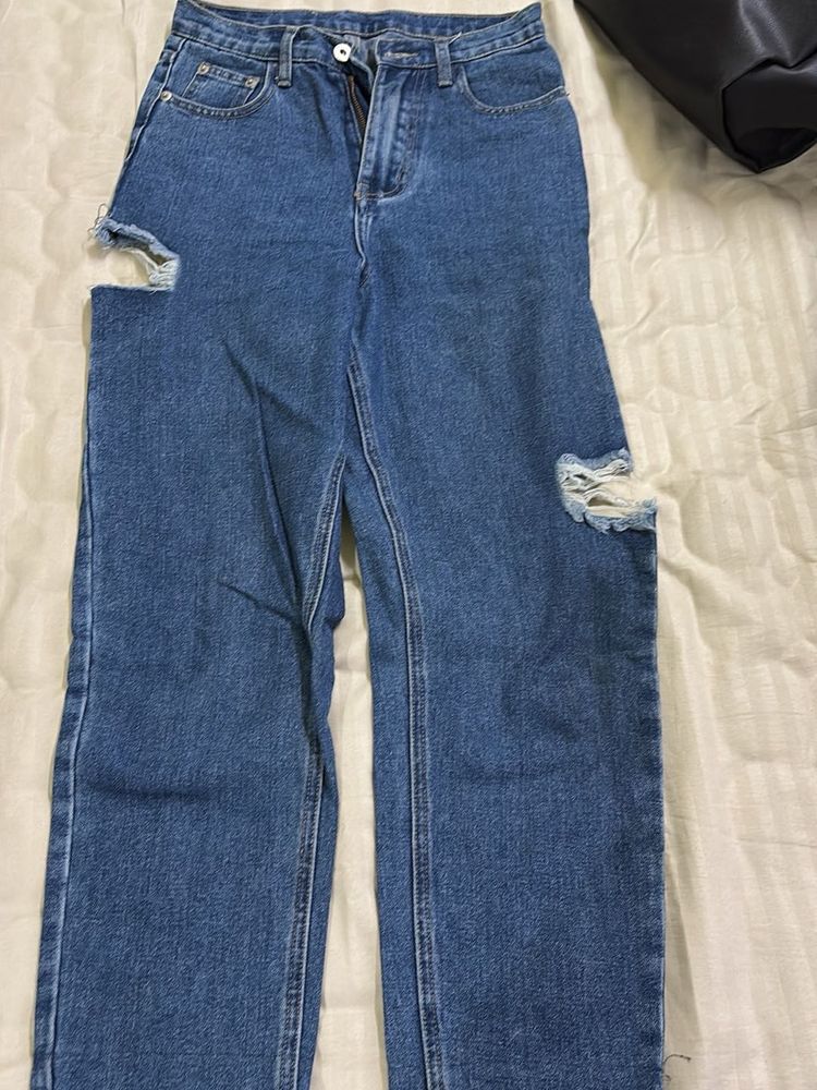 Trendy Ripped Blue Jeans