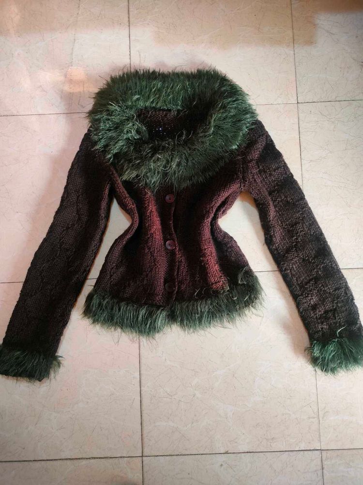 Y2K fur knit top 🧋🌱🍂🐵🦜🦢