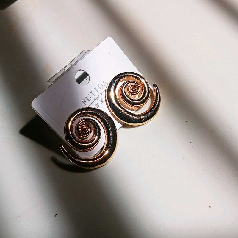 Unique Spiral Hoop Earrings