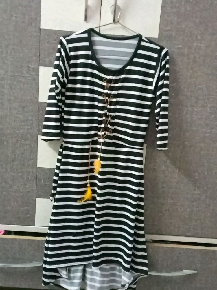 New Middi Dress Stretchable Up And Down Pattern