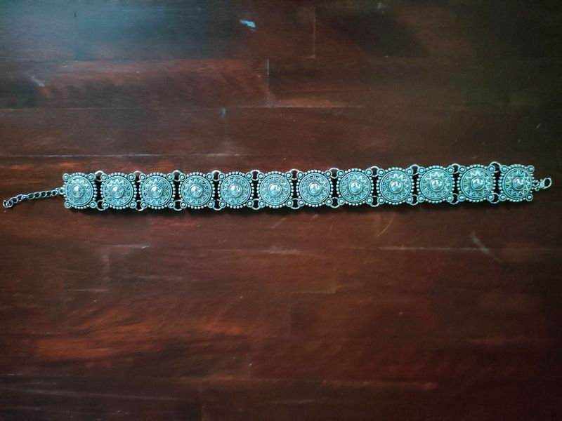 Chocker German silver