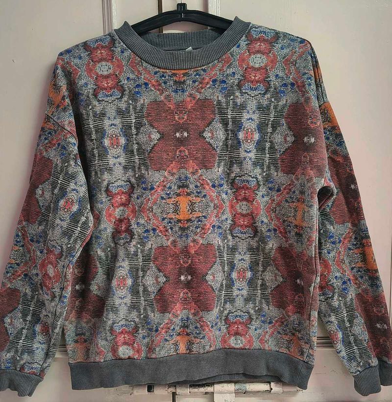 Patterned Pullover Sweater