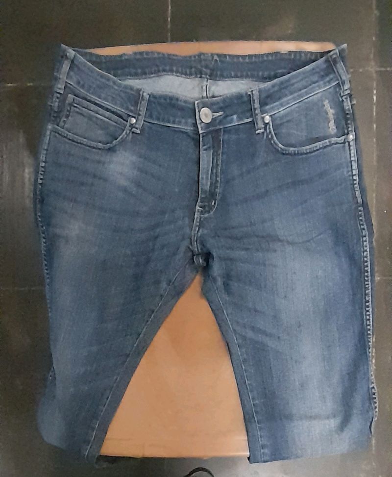 Low rise Slim Fit Narrow Leg Jeans