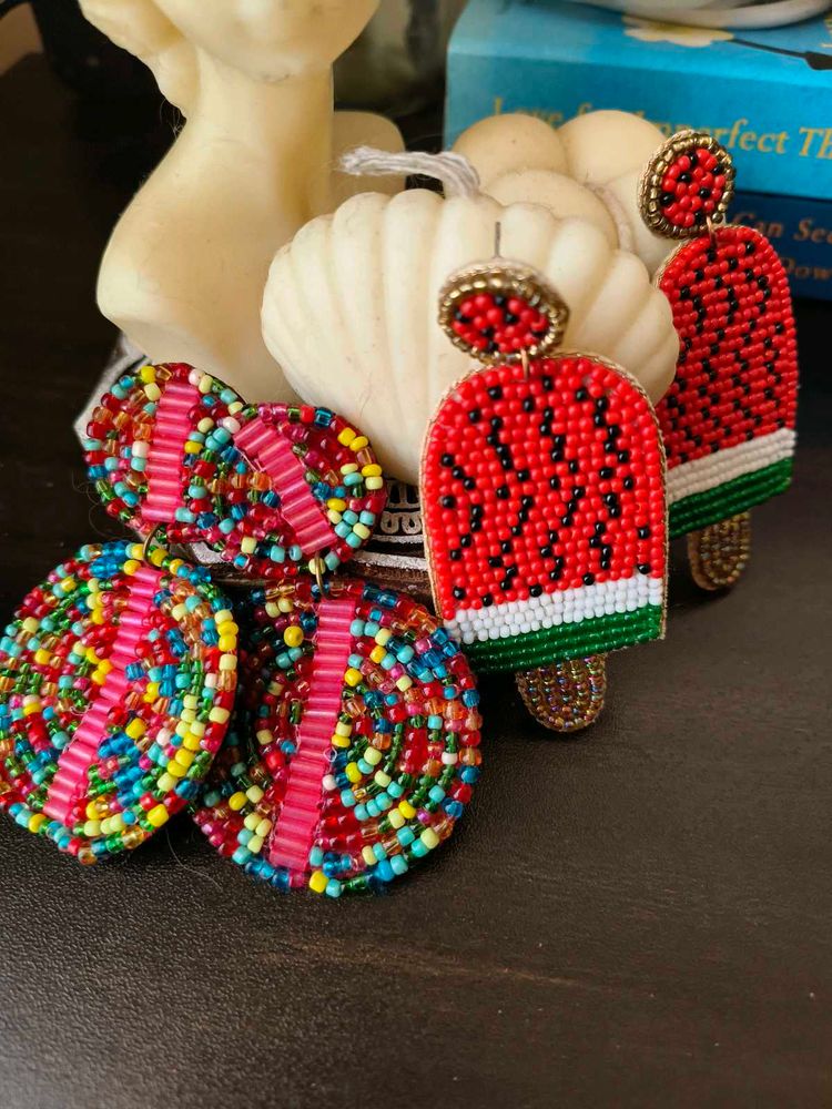 Set Of 2 Beaded Earrings ❤️💓