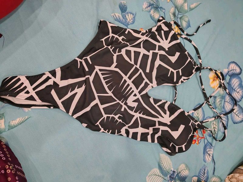 Stylish One-Piece Swimsuit