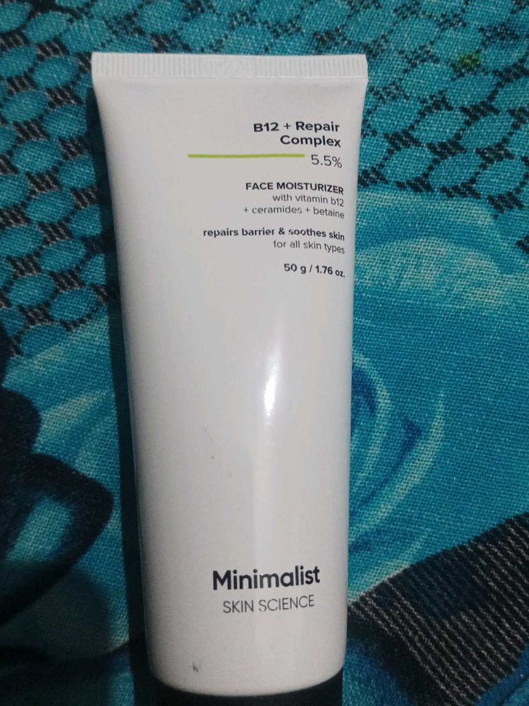 Minimalist B12 + Repair Face Moisturizer
