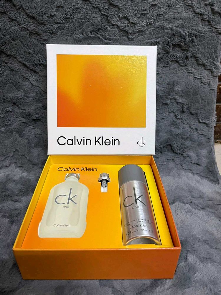 Calvin Klein CK One Fragrance Set