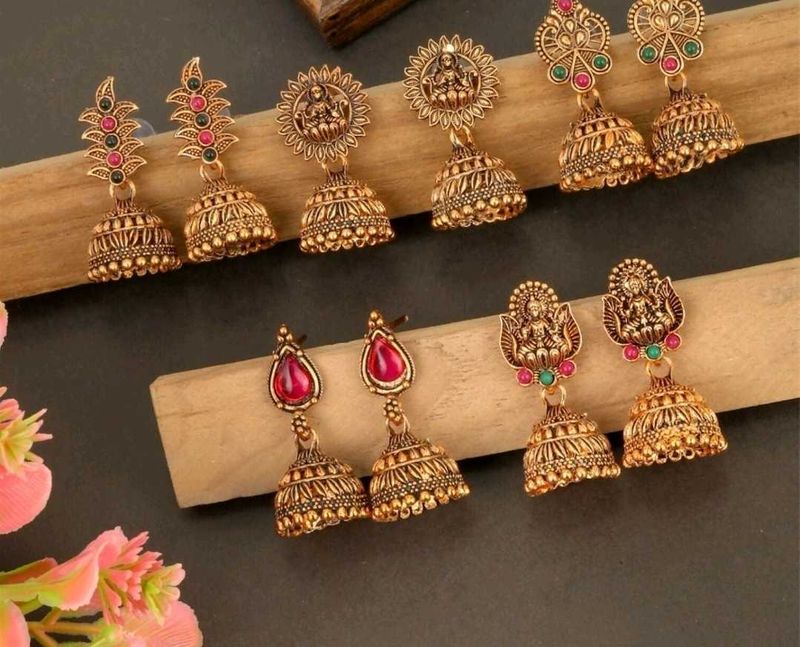 Beautiful Ethnic Jhumka Earrings Set