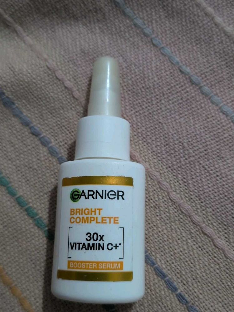Garnier Bright Complete Booster Serum