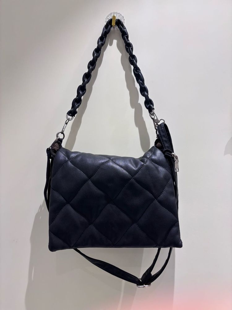 Chic Quilted Crossbody Bag