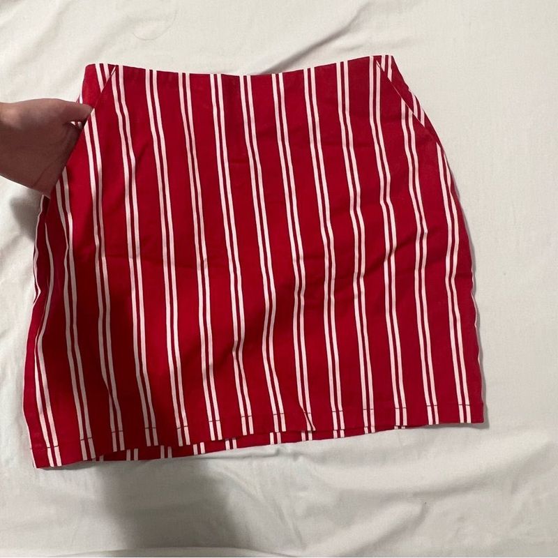 forever 21 Red White Striped Mini Skirt with pocke