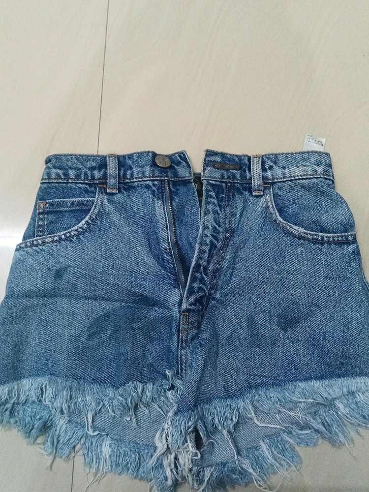 Denim Shorts (26 Waist)
