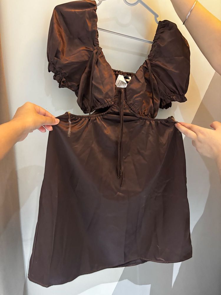 H&amp;M Cutout Puff Sleeve Dress