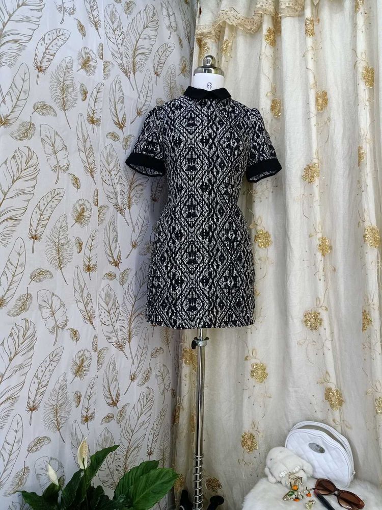 Black &amp; White Geometric Print Mini Dress