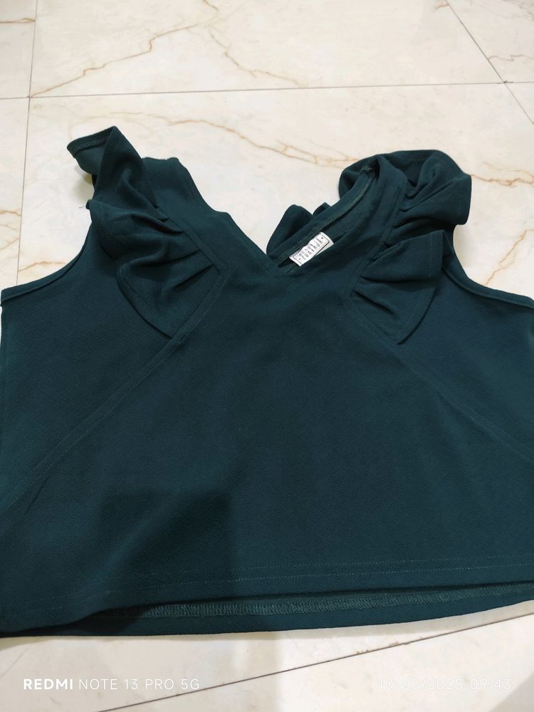 Beautiful Ruffle Sleeve Crop Top