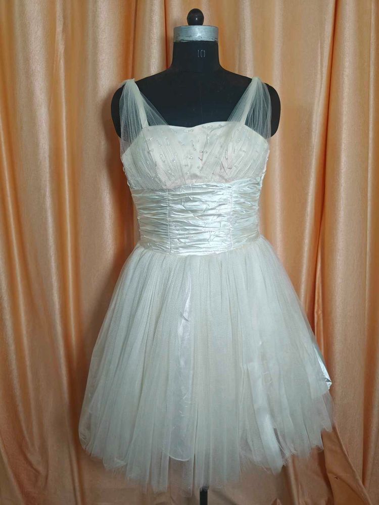 Elegant White Tulle Party Dress
