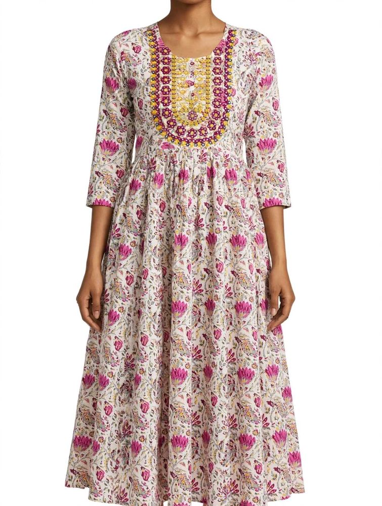 Embroidered Floral Print Kurta