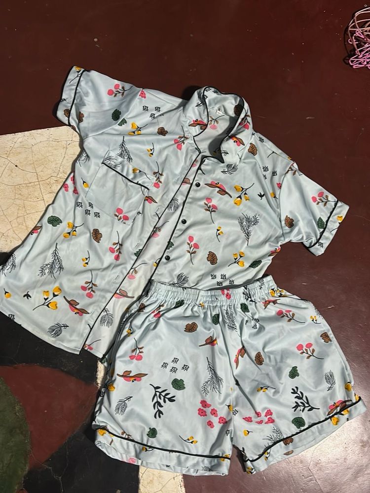 Cute Floral Print Pajama Set