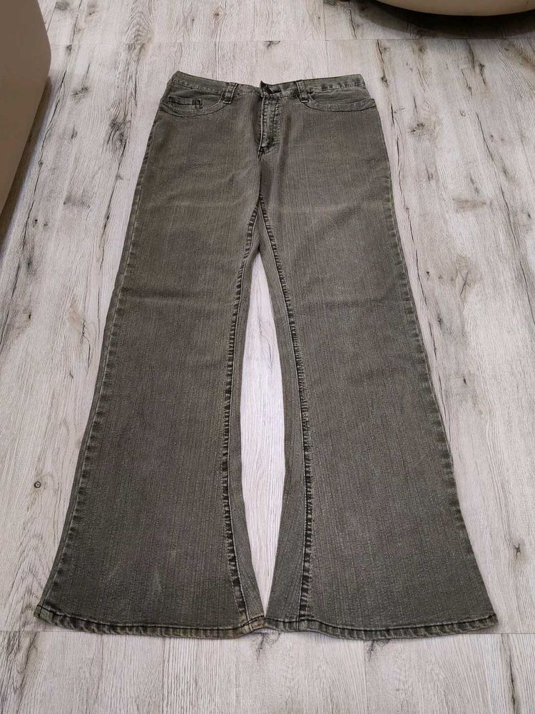 Ma5800 Hardrock bootcut jeans waist 32 inches