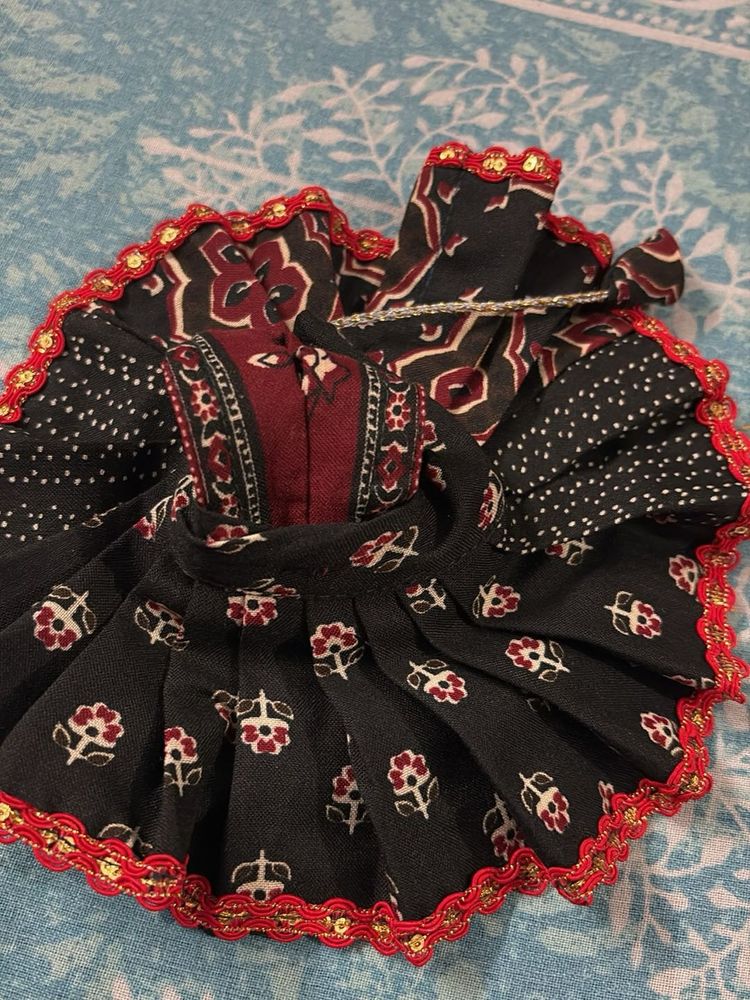 Laddu Gopal fancy dress size 2,3 nomber
