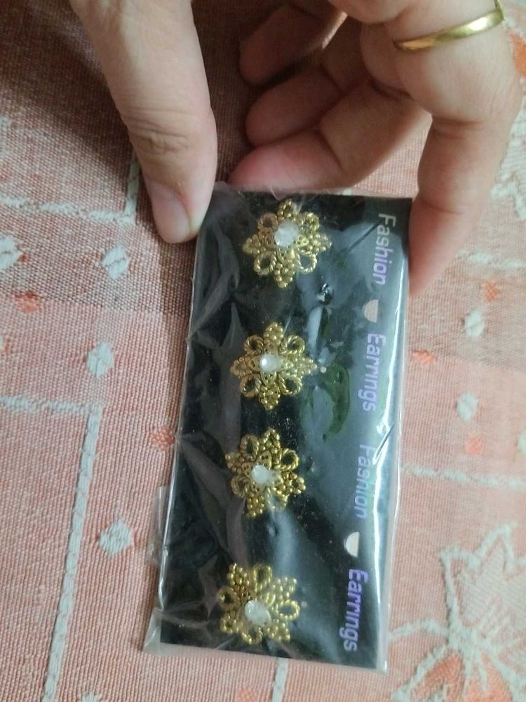 Floral Gold Stud Earrings - New!