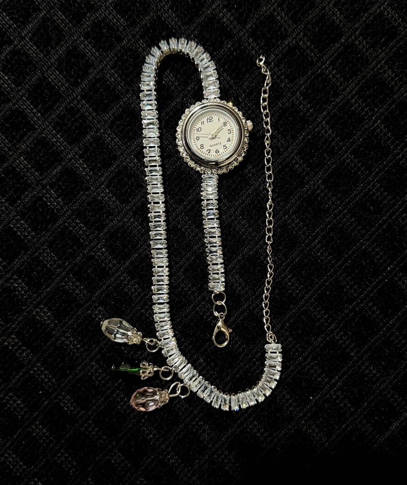 Sparkling Crystal Bracelet Watch