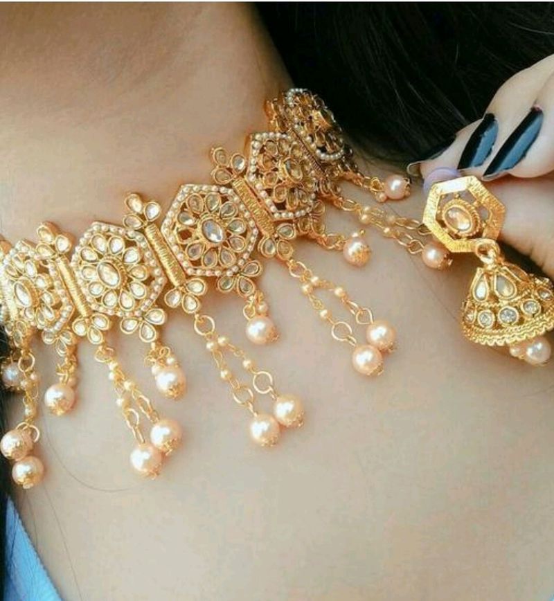 WOMEN 'S ALLOY GOLD PLATED JEWELLERY SET 😍🥰