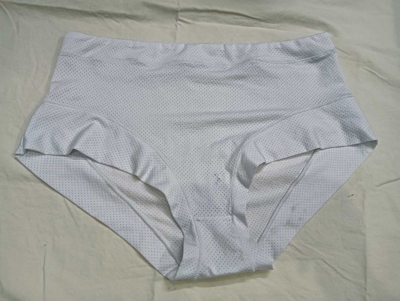 White 💛34,36 Mesh Briefs