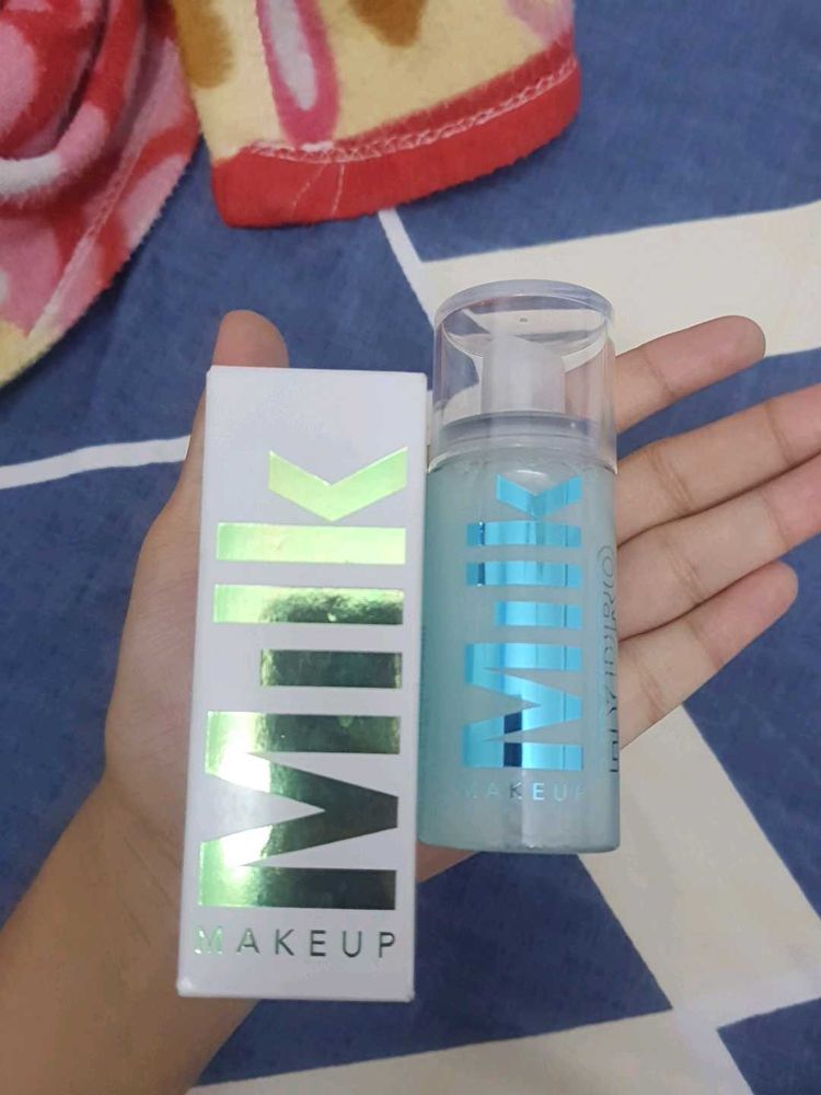 MILK MAKEUP Hydro Grip Set+ Refresh Spray