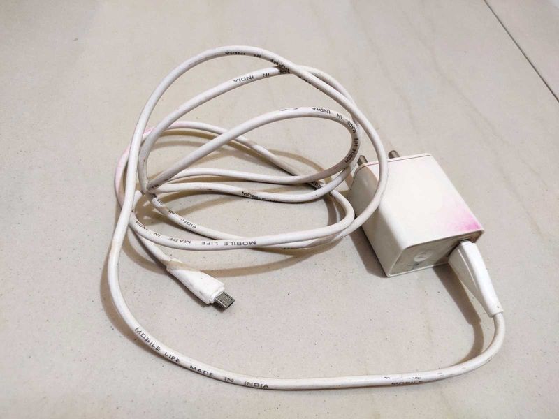 Motorola Mobile Charger