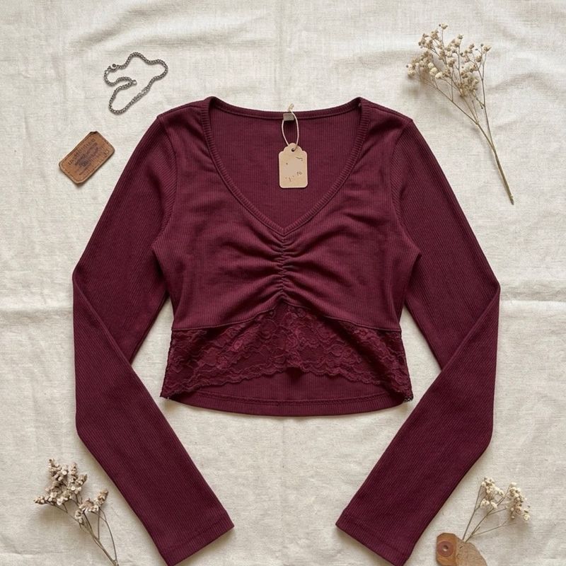 Maroon Ribbed Lace Trim Crop Top