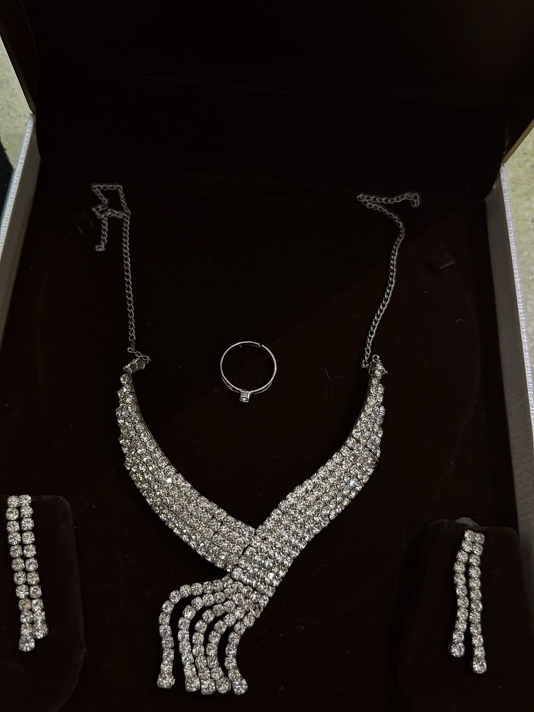 Sparkling Rhinestone Jewellery Set