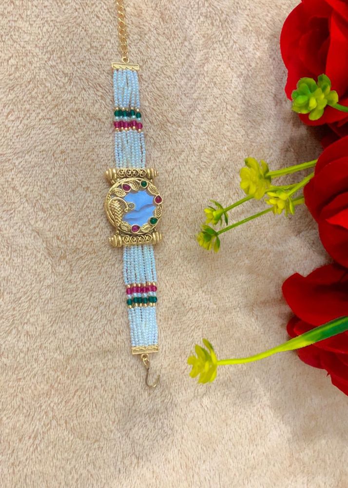Elegant Beaded Maang Tikka