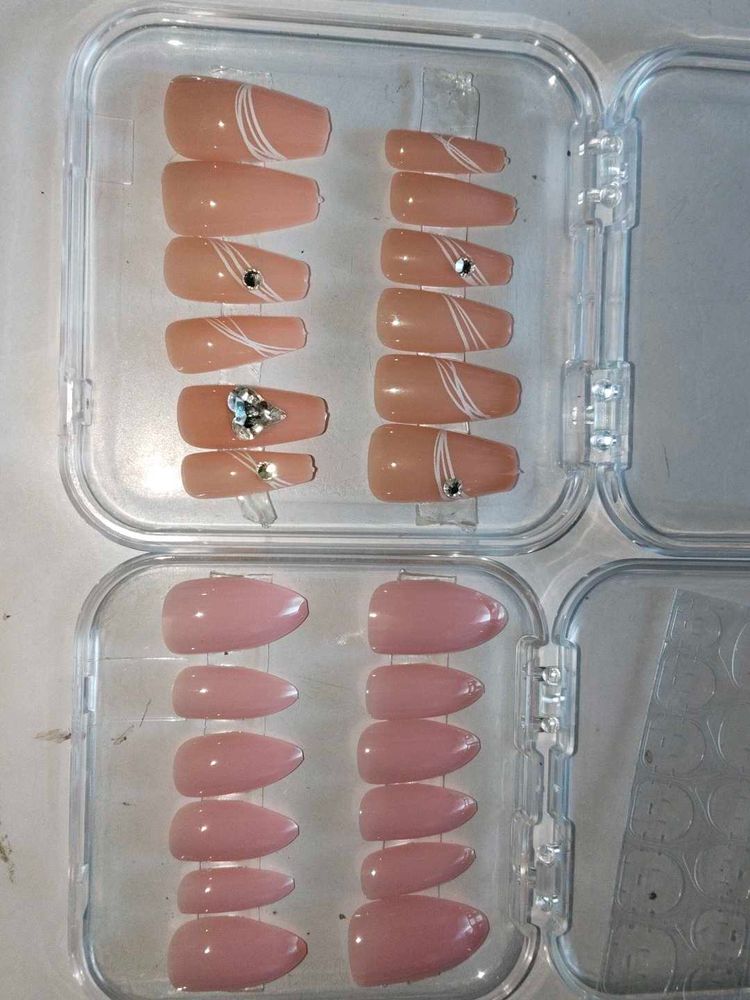 Stylish Press-On Nails Set
