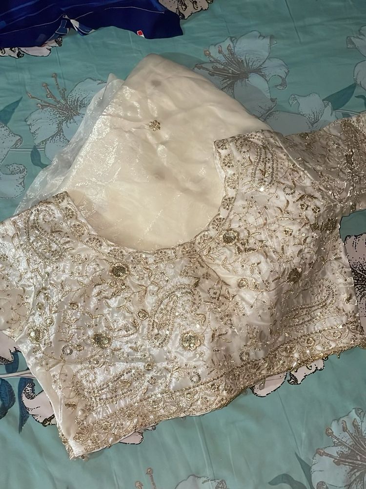 Embellished White Ethnic Blouse saree