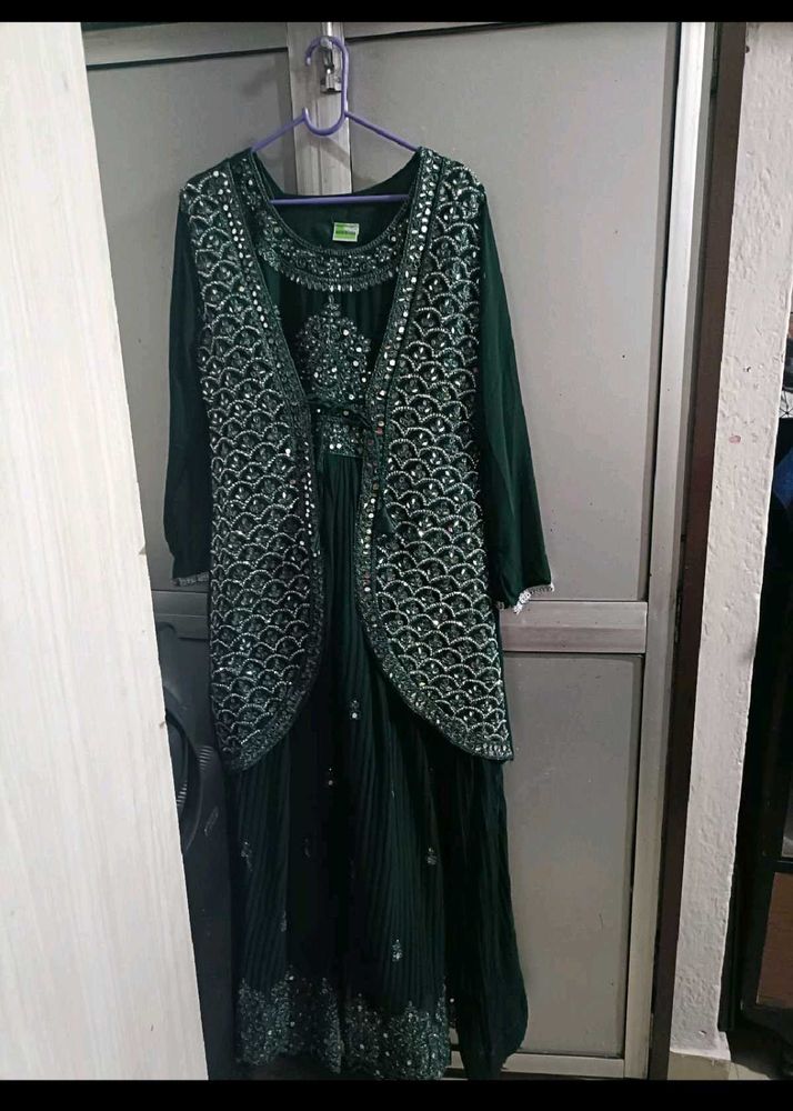 Elegant Green Embellished Kurta Set