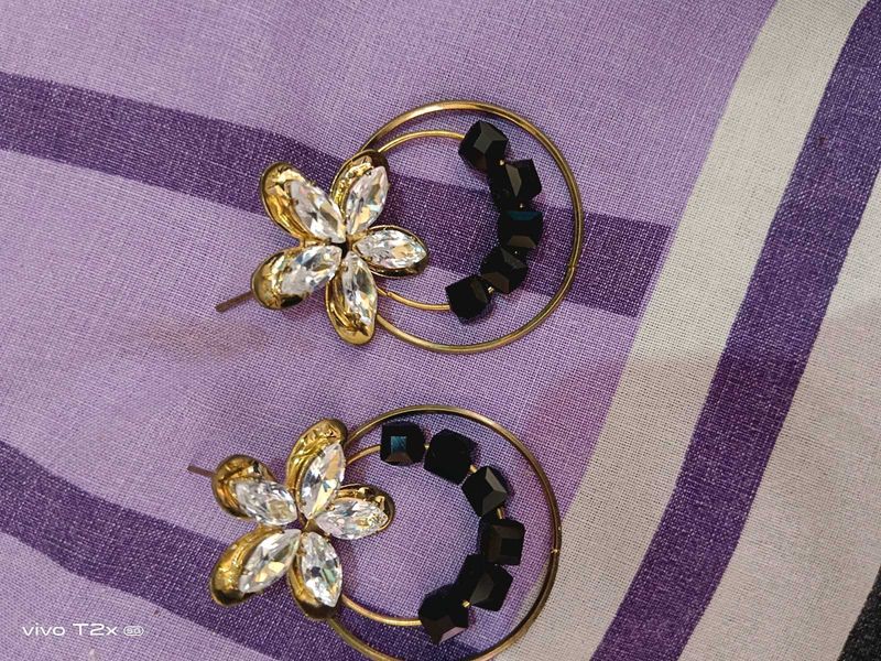 Elegant Flower &amp; Black Bead Hoop Earrings