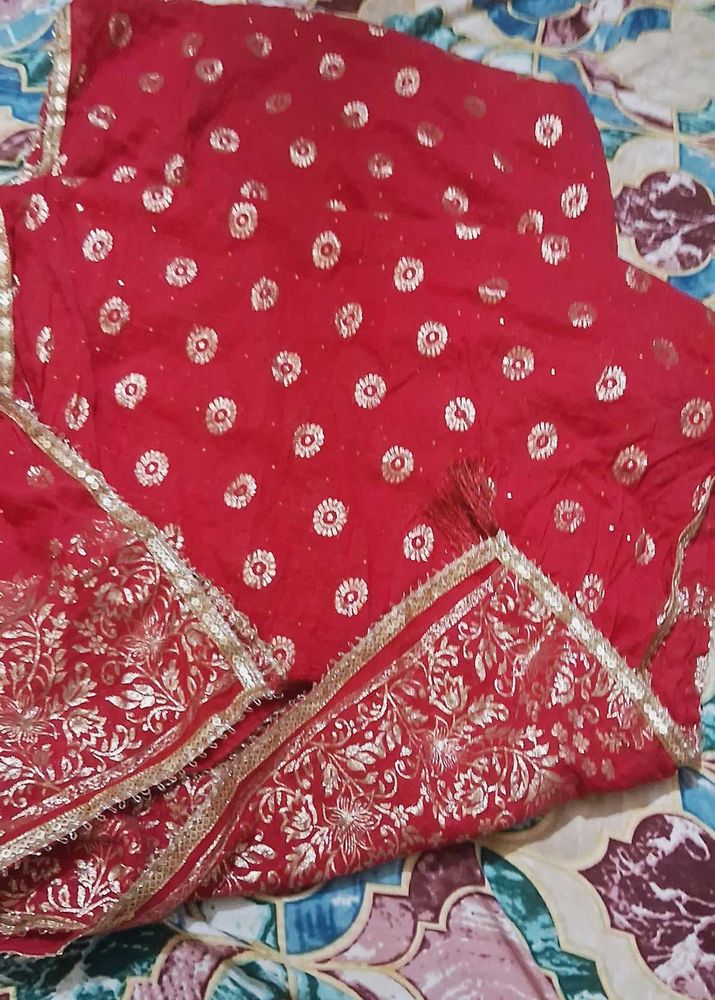 Red &amp; Gold Dupatta