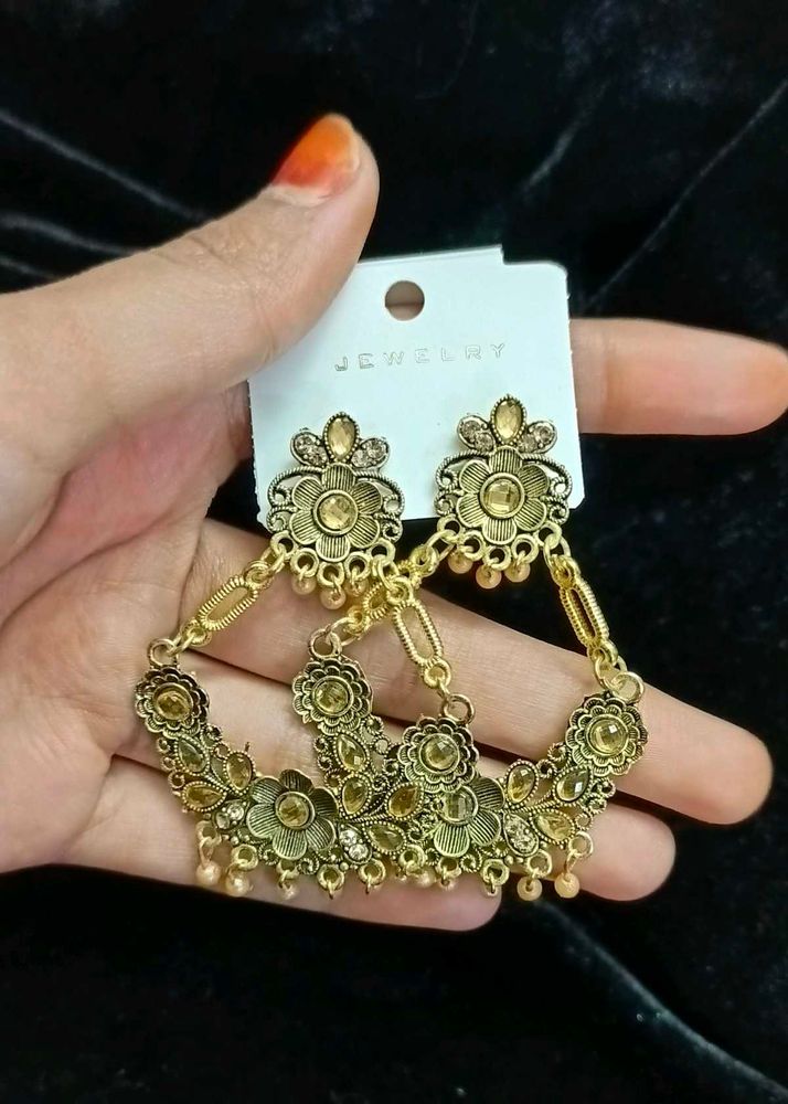 Vintage Style Floral Drop Earrings
