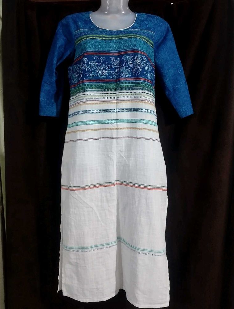 Stylish Blue &amp; White Striped Kurta